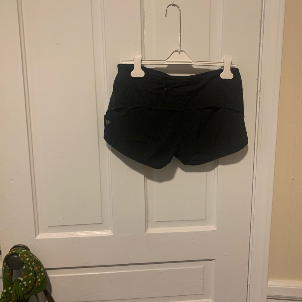 Lululemon speed up low rise lined short 2.5” - Picture 6 of 9